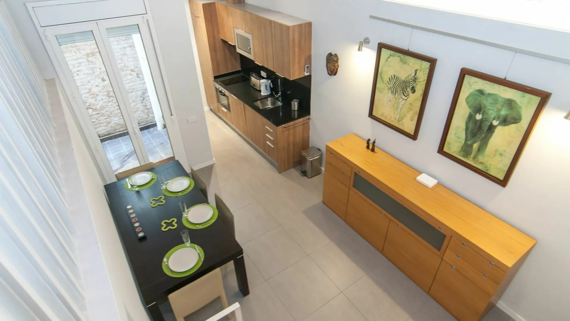 Bbarcelona Poblenou Beach Flats location